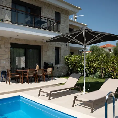 Pietra Mare וילה פוליכרונו