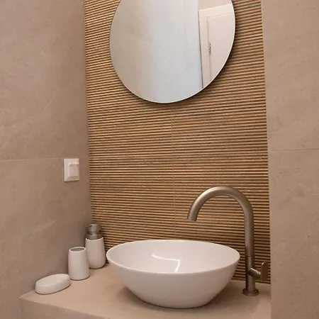 Pietra Mare Villa *