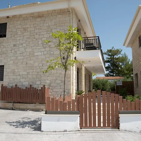 Pietra Mare Villa *