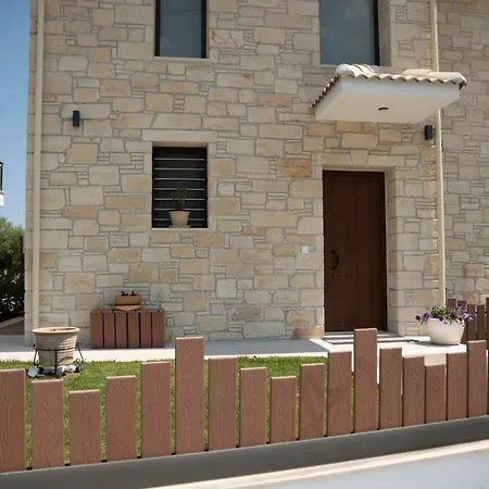 Pietra Mare Villa *