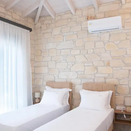 Pietra Mare Villa *