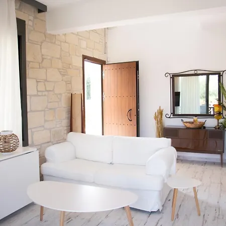 Pietra Mare Villa *