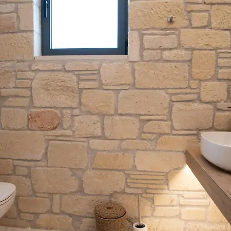 Pietra Mare Villa *