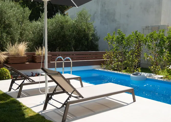Pietra Mare Villa *