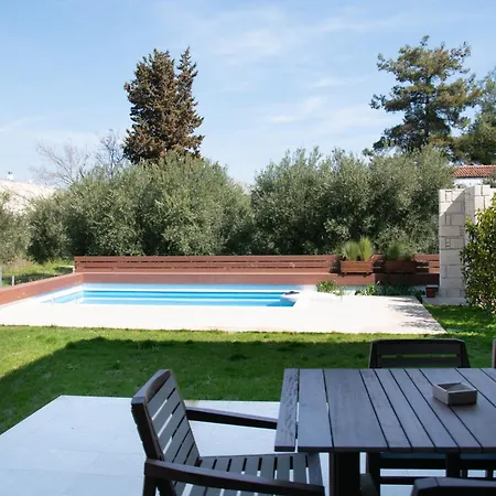 Pietra Mare 波利克罗诺